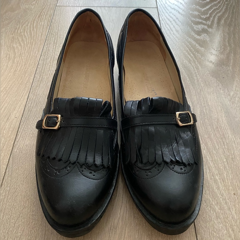 WHITE BUFFALO - Black Loafers Fringe - 36